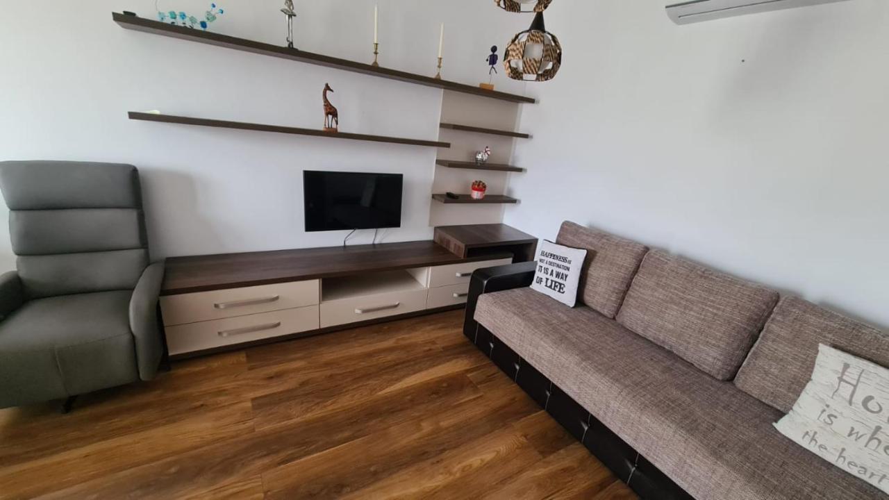 Apartament Mirubias Apartment Brasov Luaran gambar